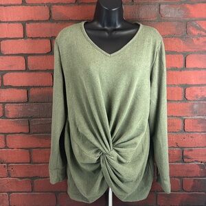 Amaryllis Women's XL Green V-Neck Long Sleeve‎ Top – Casual & Comfortable